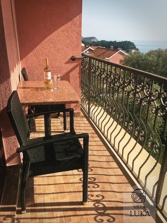 Апартаменты Apartments Villa Luka Свети-Стефан