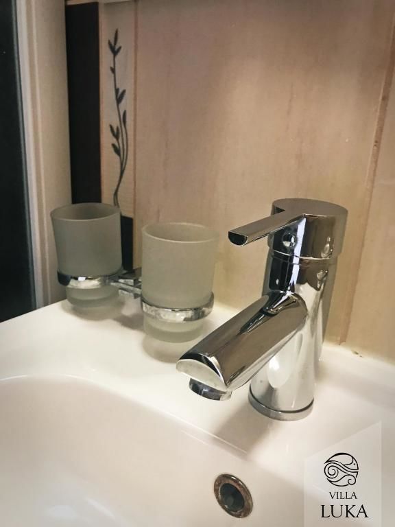 Апартаменты Apartments Villa Luka Свети-Стефан