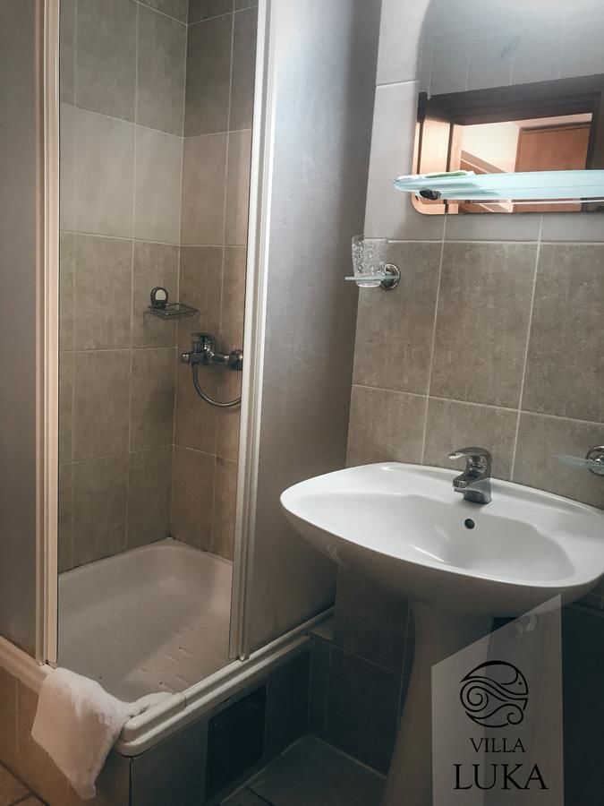 Апартаменты Apartments Villa Luka Свети-Стефан