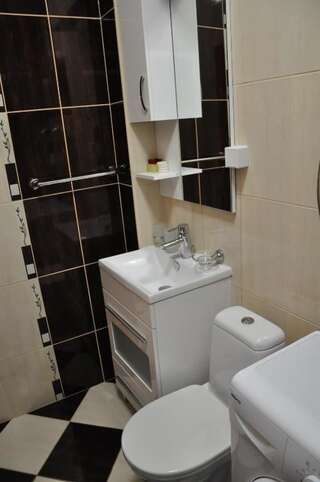 Апартаменты Apartments Villa Luka Свети-Стефан Апартаменты с 2 спальнями и террасой с видом на море (для 5 взрослых)-10