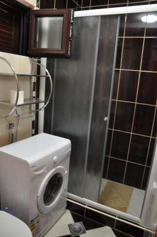 Апартаменты Apartments Villa Luka Свети-Стефан Апартаменты с 2 спальнями и террасой с видом на море (для 5 взрослых)-11