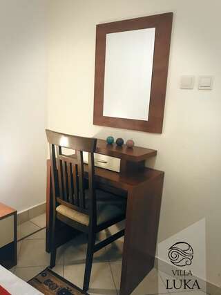 Апартаменты Apartments Villa Luka Свети-Стефан Апартаменты с 2 спальнями, террасой и видом на море (для 4 взрослых)-2