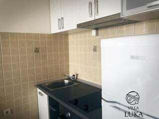 Апартаменты Apartments Villa Luka Свети-Стефан Апартаменты с 2 спальнями, террасой и видом на море (для 4 взрослых)-17